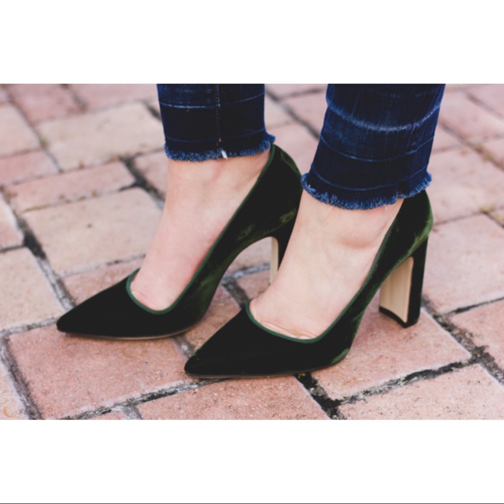 Dee Keller Emerald Heels 💚